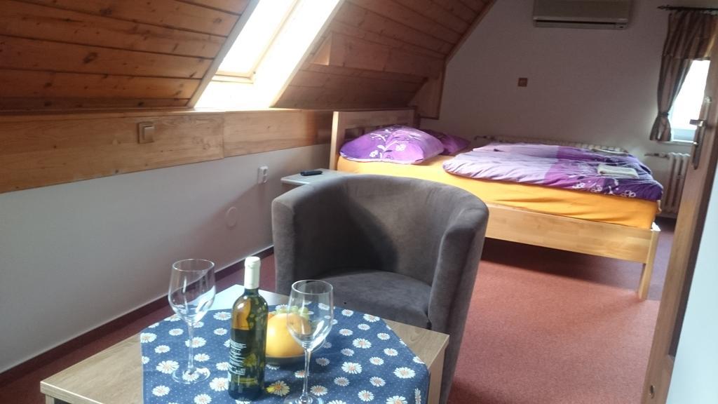Penzion Relax Prievidza Exterior photo